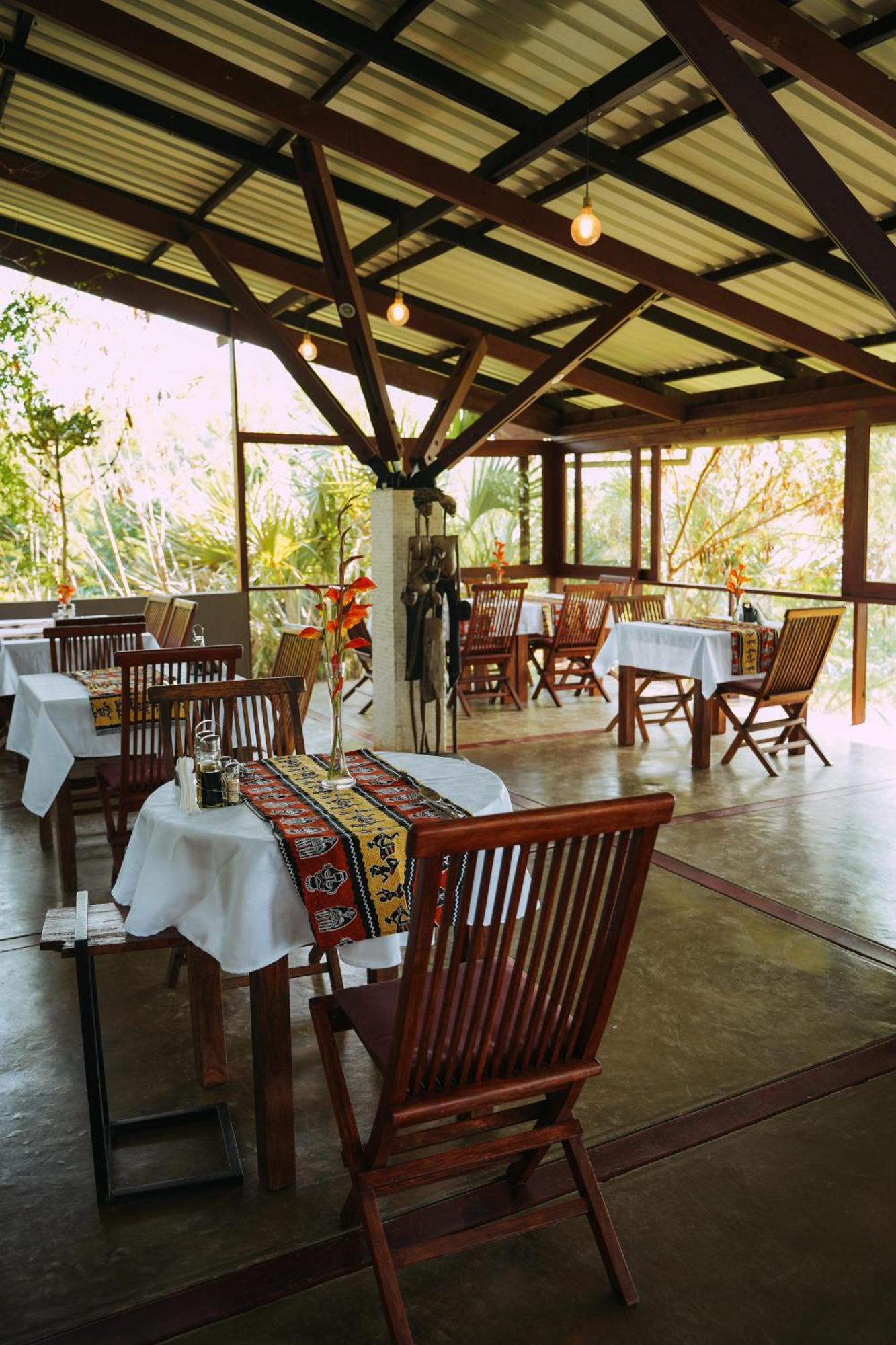 Naara Eco Lodge & Spa Chidenguele Eksteriør bilde